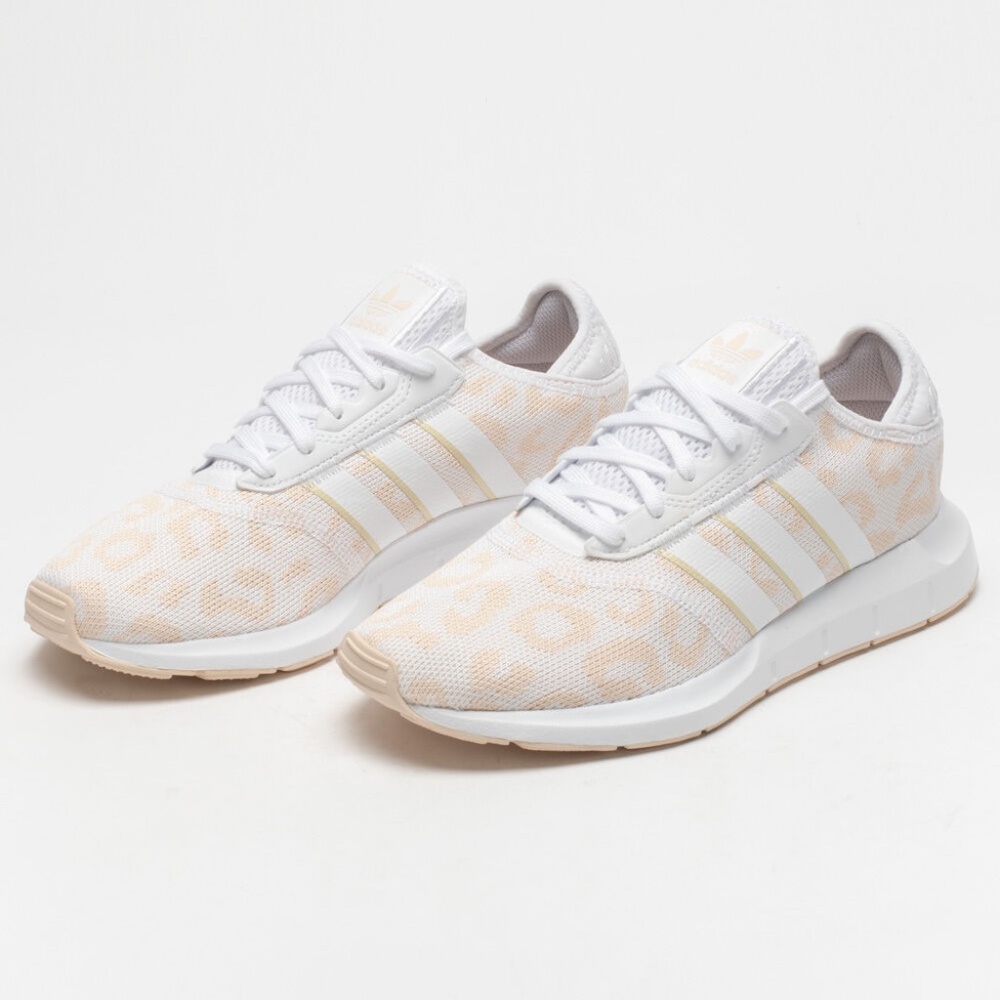 adidas Swift Run X Sneaker